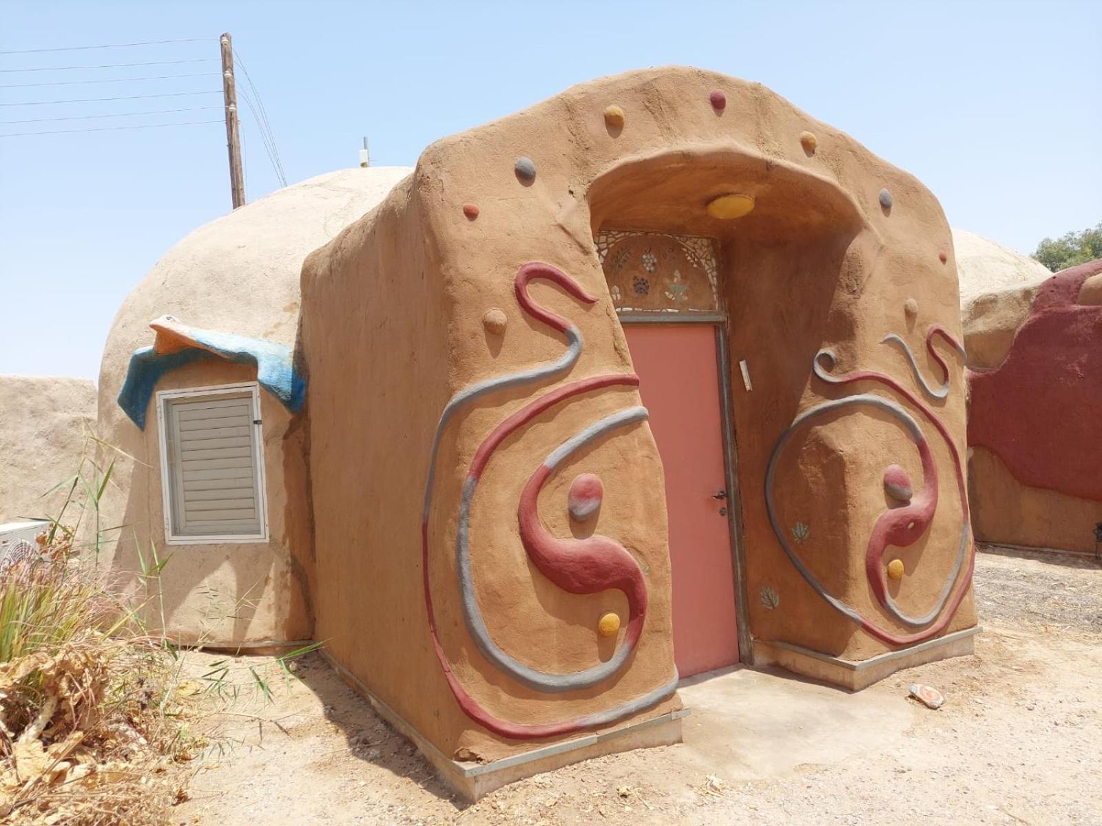 Kibbutz Lotan Eco-Campus Hotel ภายนอก รูปภาพ
