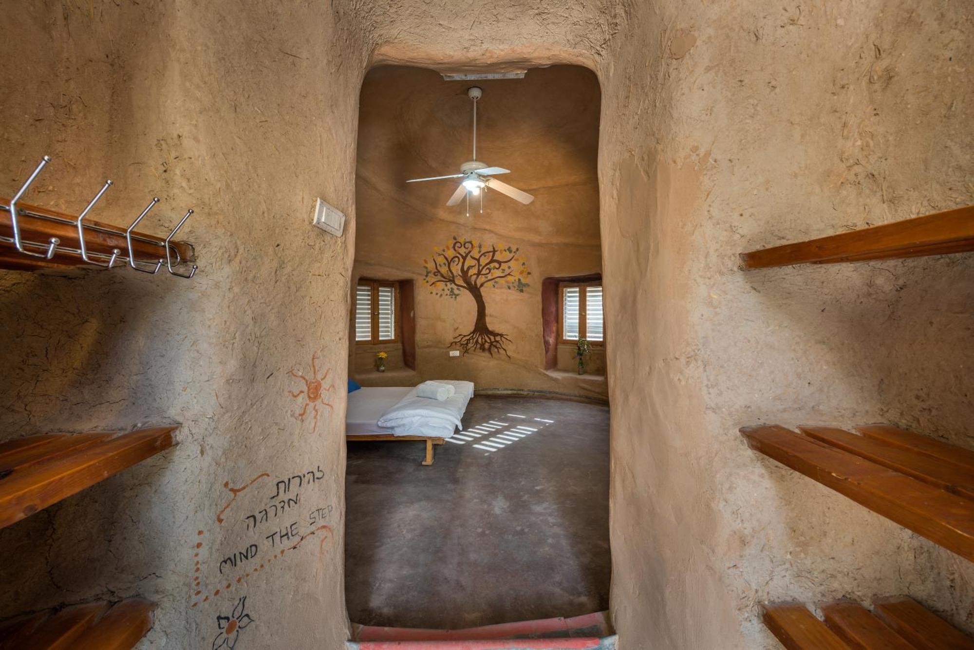 Kibbutz Lotan Eco-Campus Hotel ภายนอก รูปภาพ